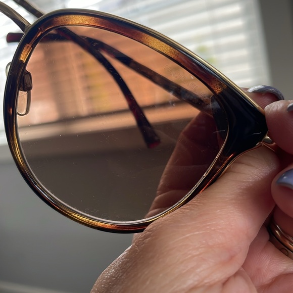 Michael Kors MK1010 Adrianna brown tortoise & Gold Sunglasses wlogo case & cloth main image 15